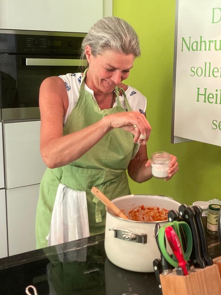 Alexandra Aichholzer Ernaehrungsberaterin Lebensberaterin Freilassing vegan kochen Kochshow Genuss gesund bio biologisch Gemüse_6